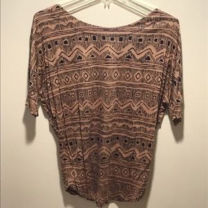 Pattern lightweight top